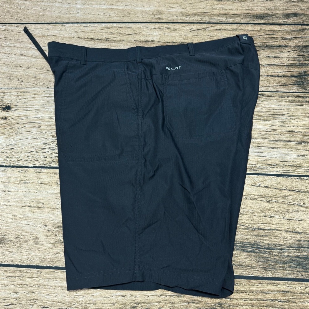 Nike Tiger Woods Collection Golf Shorts Mens 40 Black Dri-FIT 619758-010 - Picture 4 of 10